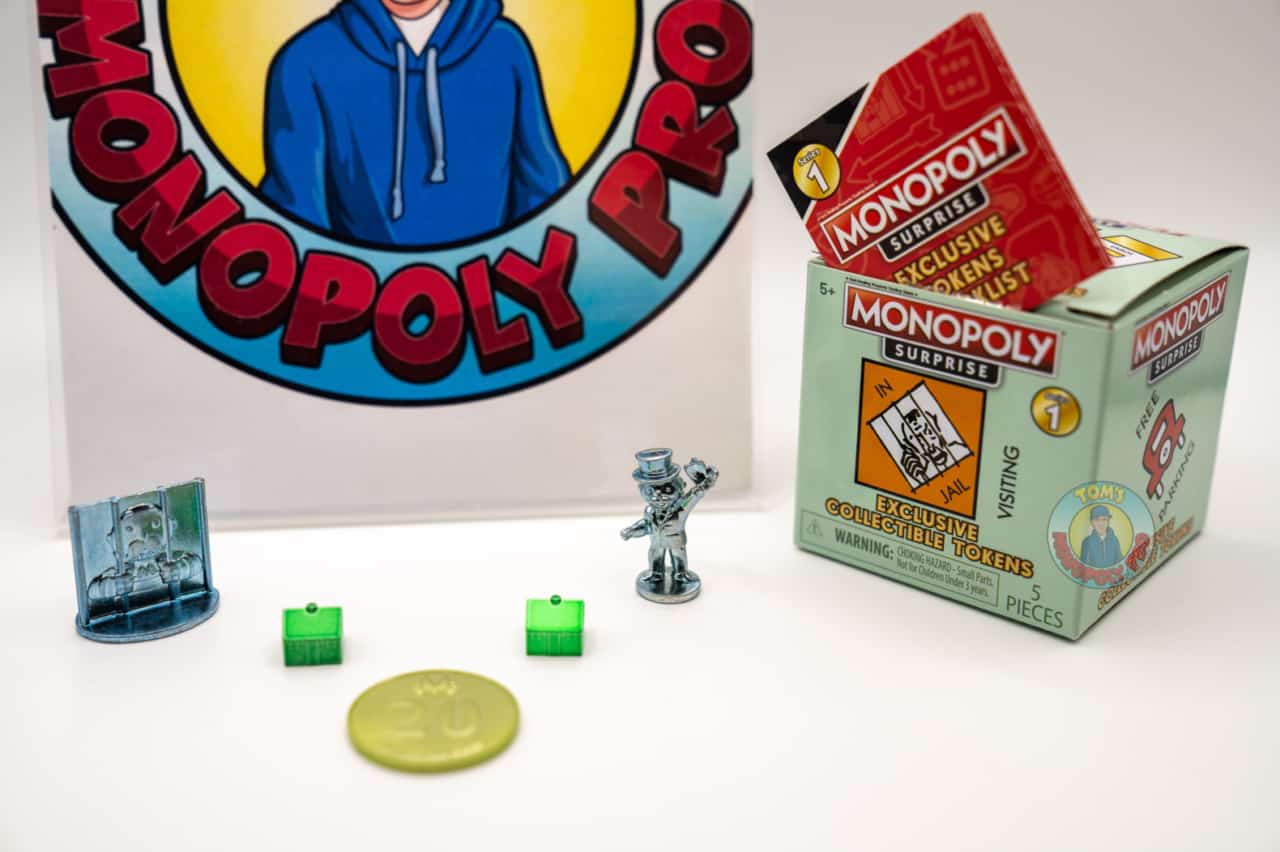 Monopoly Surprise Box 4 contents
