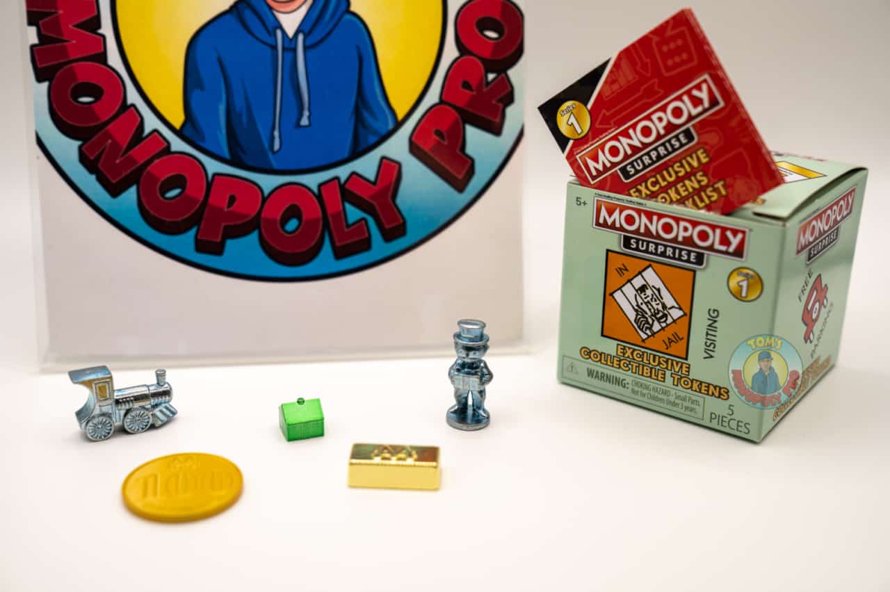 Monopoly Surprise Box 6 contents