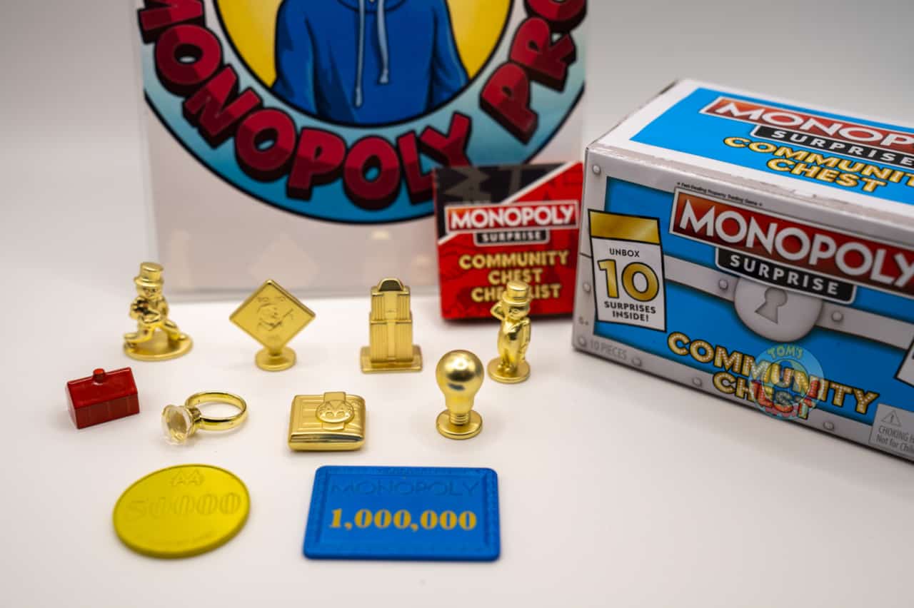 Monopoly Surprise Community Chest 3 contents